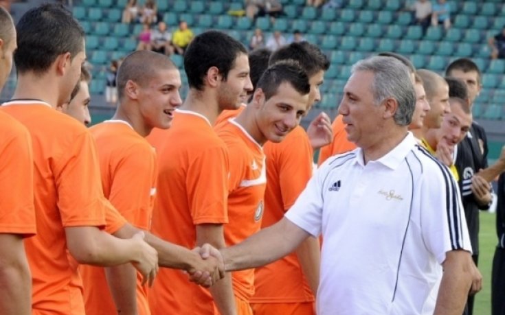 Литекс прекрати договора на Папис Демба Коли