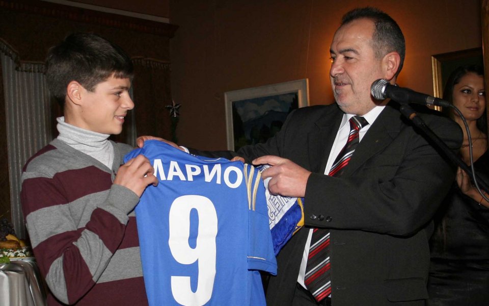 Асоциацията на българските футболисти раздаде награди за храброст