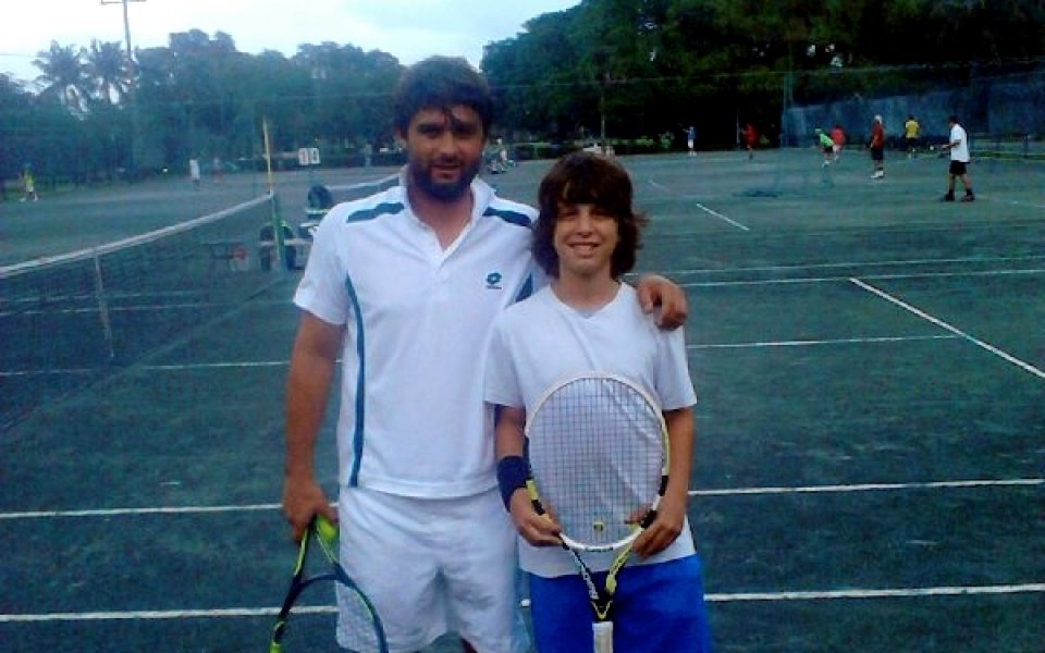 Шест българчета започват участие на „Ориндж Боул”