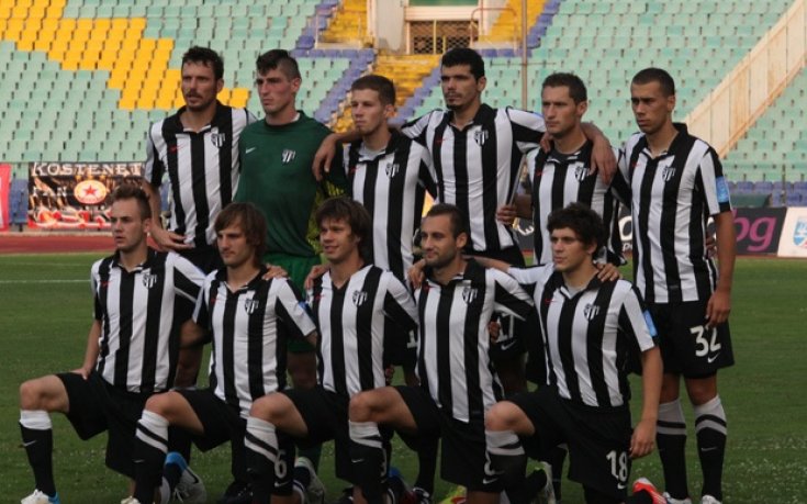 2012-та през погледа на Гонг, българският крах в Европа - месец юли...