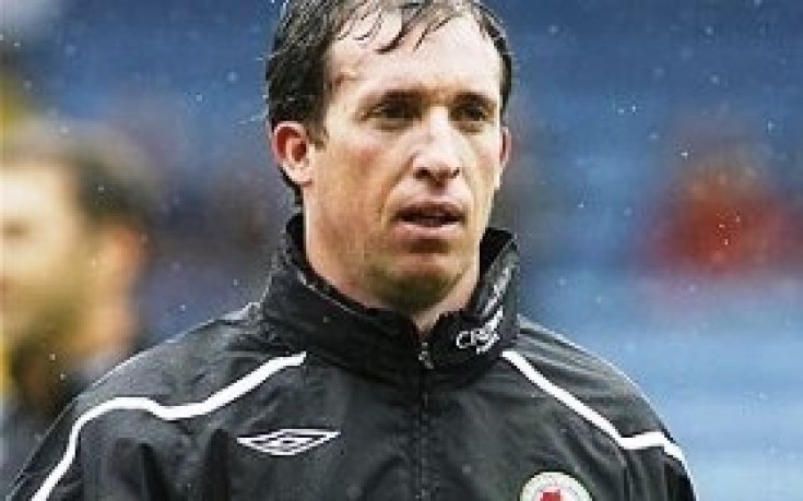 Роби Фаулър защити Суарес