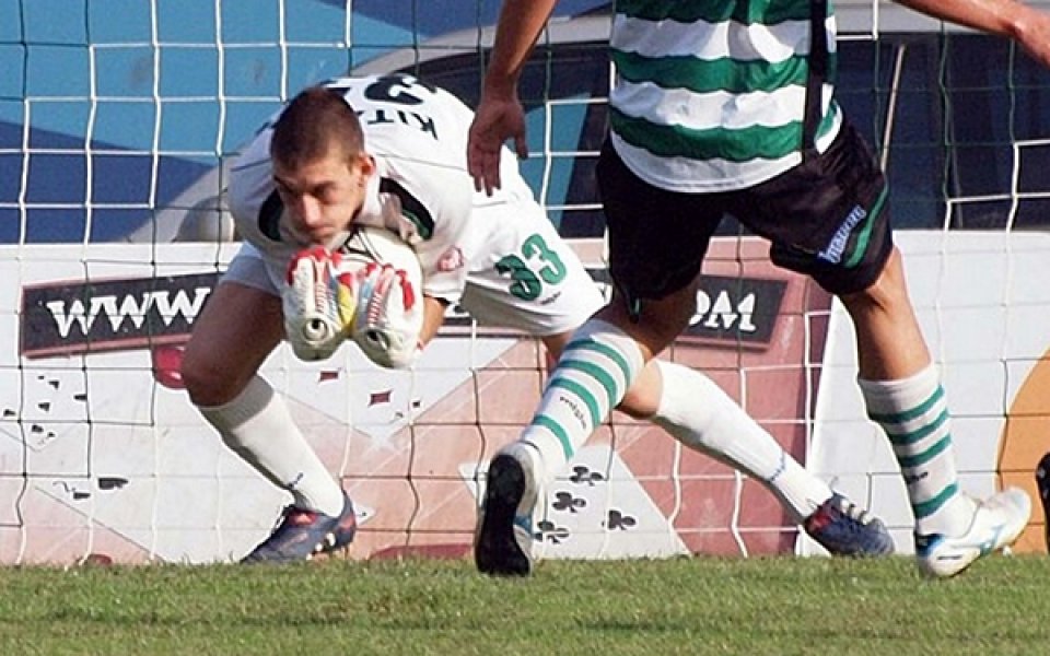 Наполи и Генк чакат решението на ПСВ за Китанов