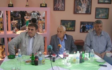 Скоро се решава въпросът за спортния комплекс Черно море