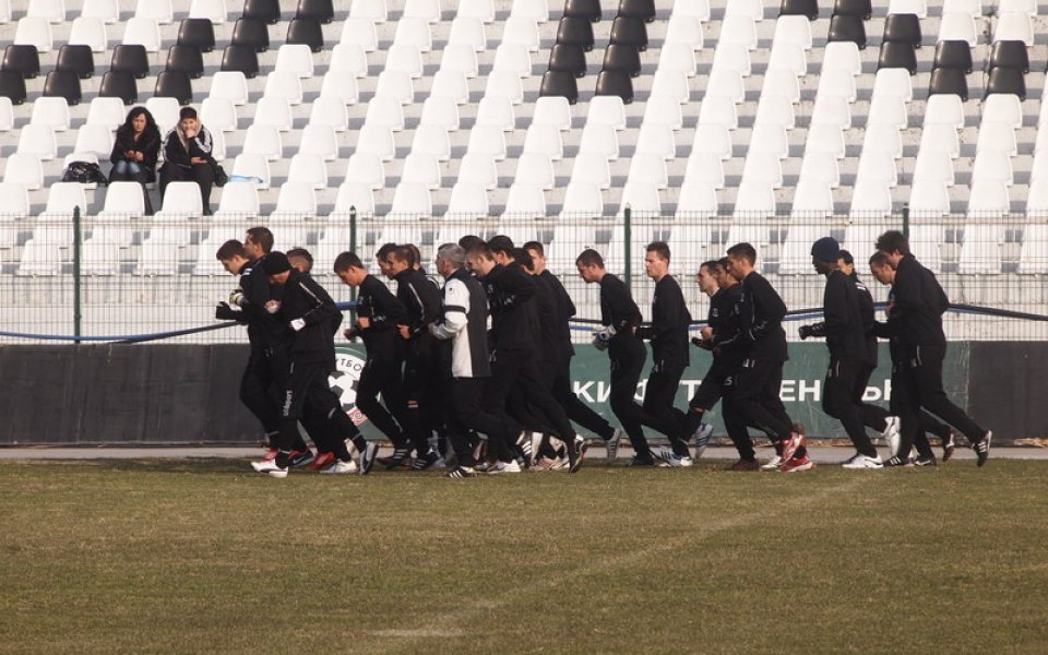 Камерунски нападател започна проби от днес