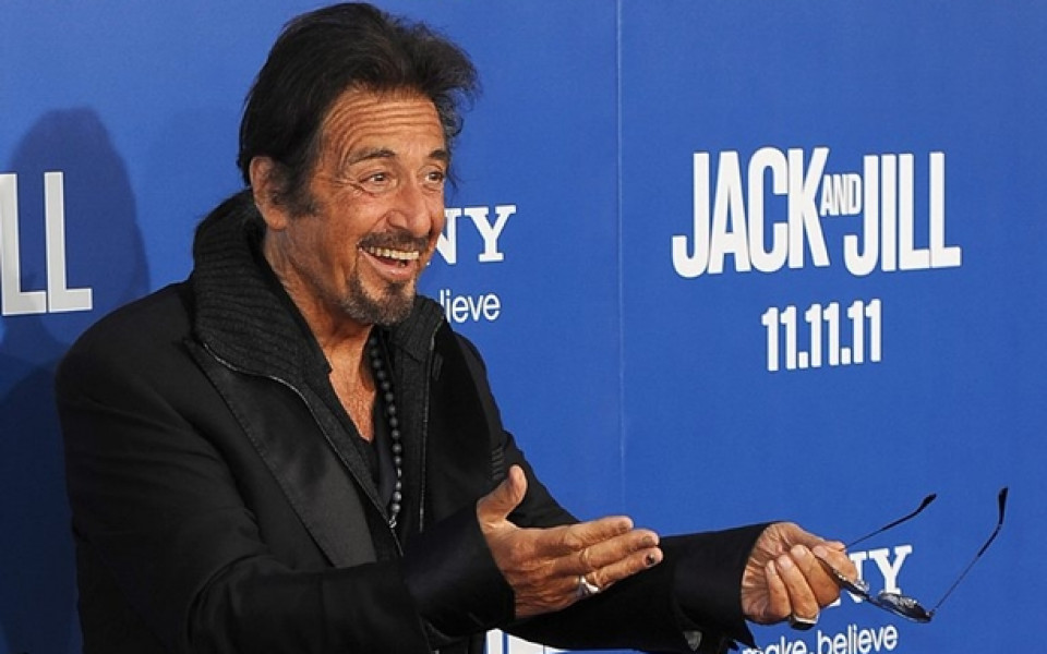 Ал Пачино и Браян де Палма правят филм за треньор по американски футбол