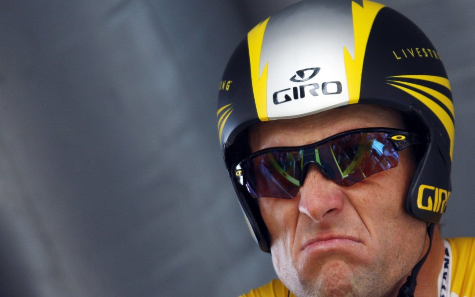 WADA: Признанието на Армстронг не отменя наказанието му