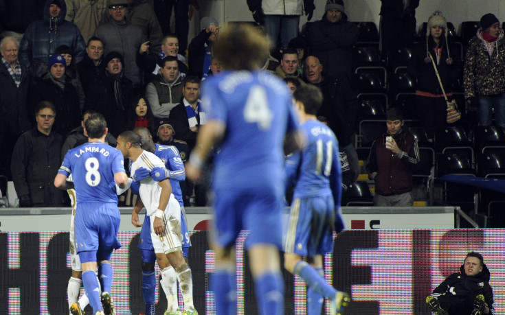 ВИДЕО: Съперник осъди ужасната постъпка на Еден Азар