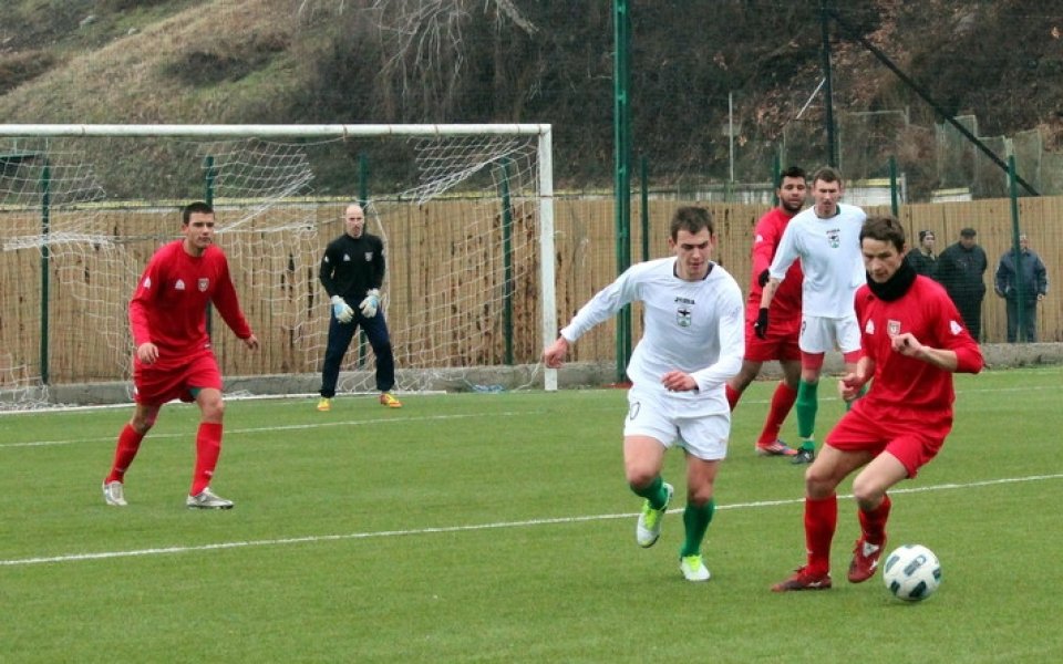 СНИМКИ: Първи мач без гол за Ботев Враца, Пирин удържа хикс