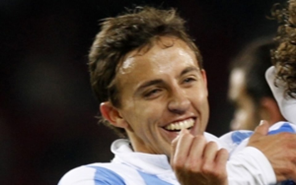 Арсенал попълни левия фланг с Начо Монреал