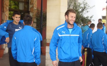 СНИМКИ: Тонев сплоти сините редици в рибен ресторант