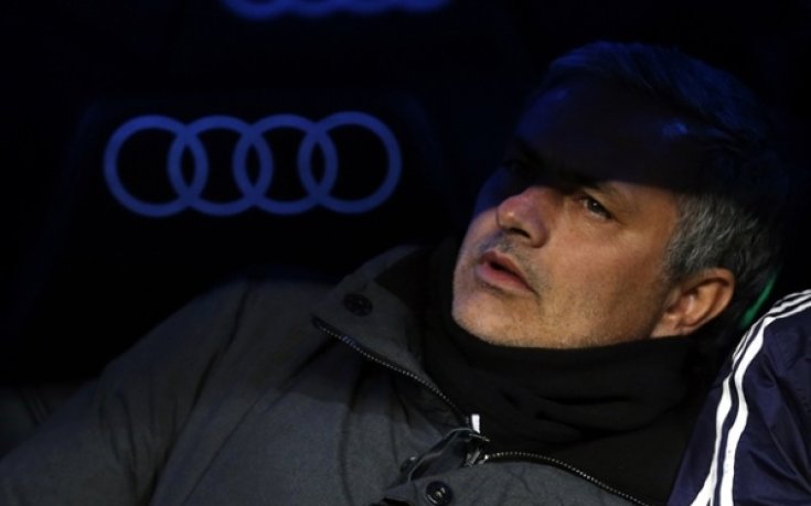 Моуриньо: Няма да сменям сър Алекс, ще приключим кариерите си заедно