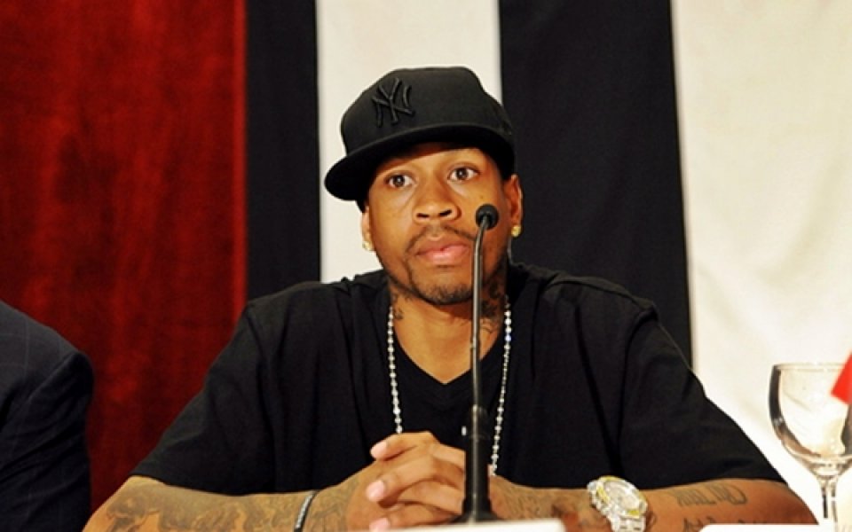 Суперзвездата Айверсън с покана за юбилейния Мач на звездите