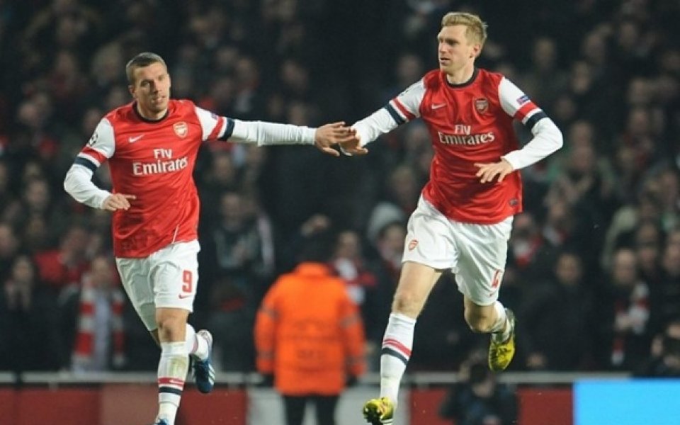 Волфсбург връща Мертезакер в Германия