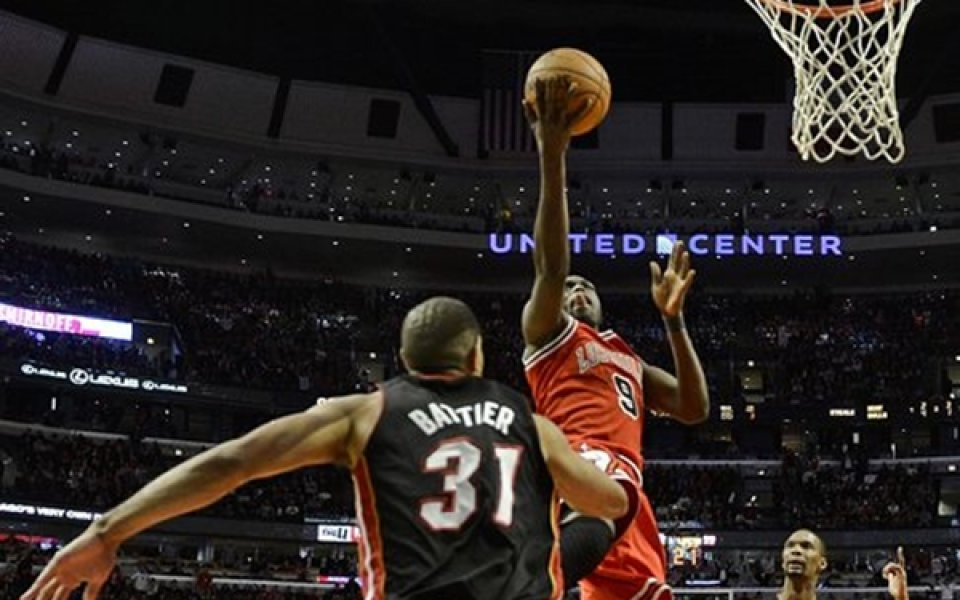 Маями се завърна на победния път