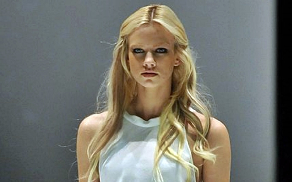 Хубавото си е хубаво - Адриана Лима обърна рокля на обратно и пак сияе