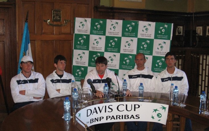 Дъжд обърка програмата за Купа „Дейвис“