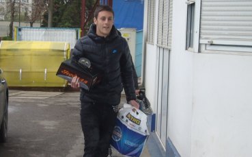 Младок подслади живота на сините в началото на една важна седмица