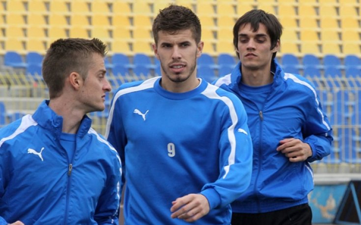 В Левски се чудят кой да играе зад Жоао Силва