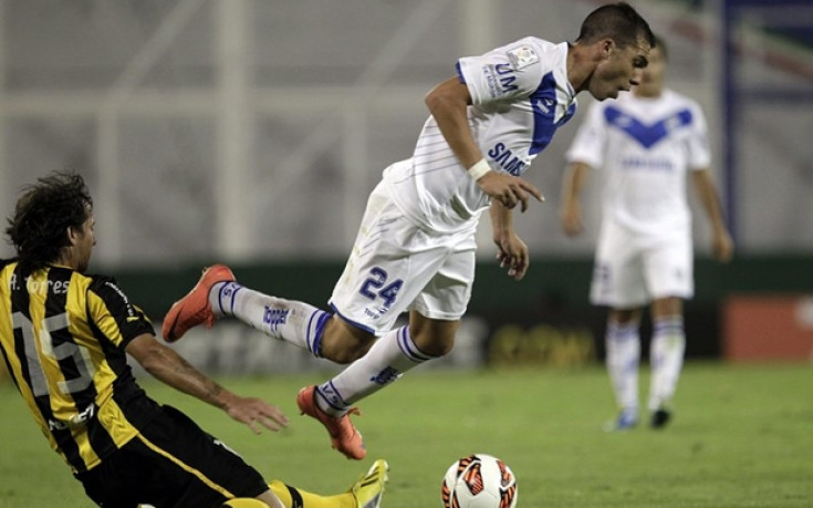 ВИДЕО: Играч на Велес оцеля след епилептичен удар по време на мач