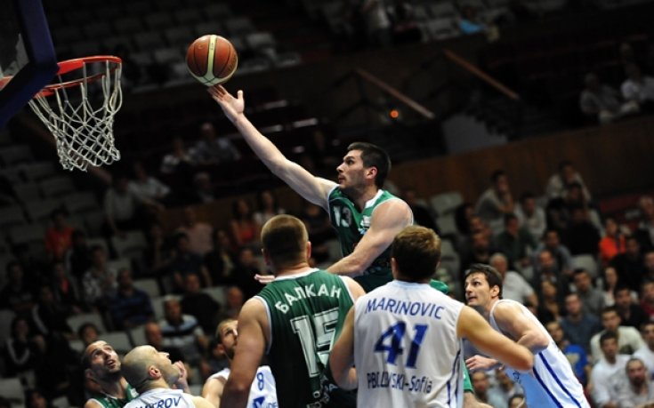 СНИМКИ: Левски на победа от финала, взе нова здрава битка с Балкан