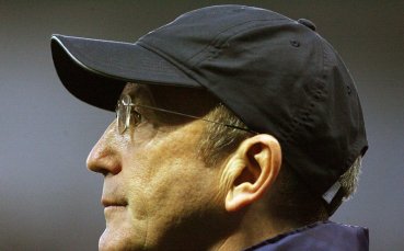 Тони Пулис напуска Стоук Сити