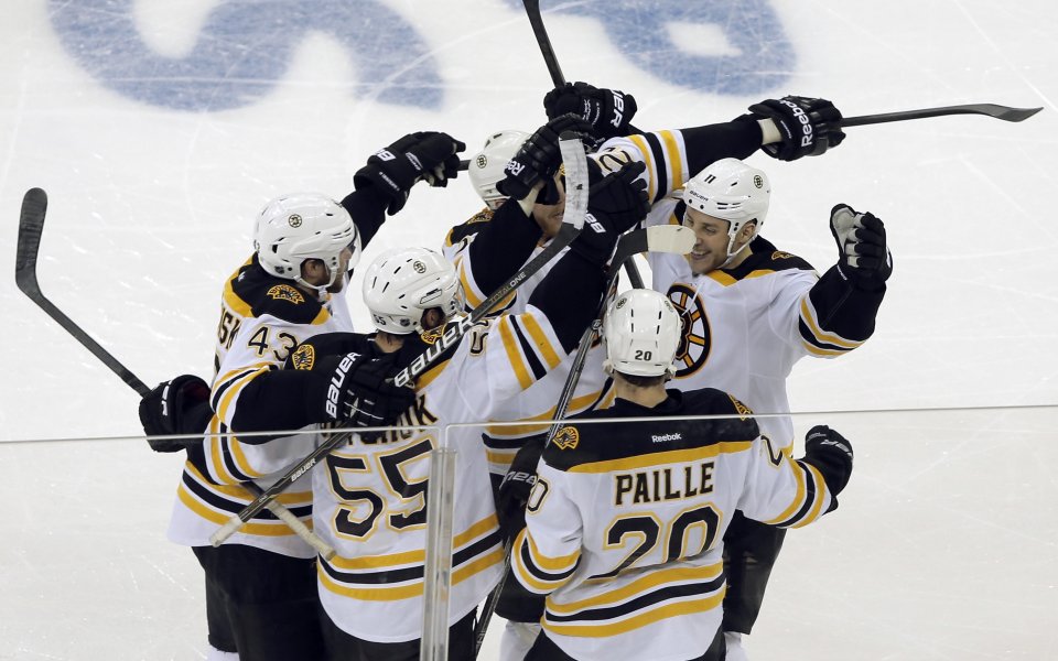 Бостън на победа от финал на Изток