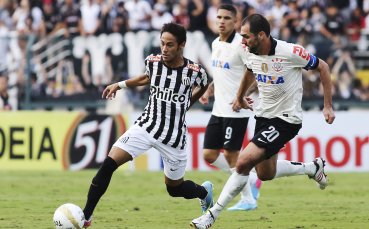 Луиш Фиго: Меси и Неймар могат да играят заедно