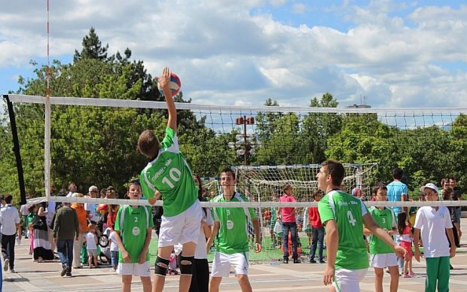 Спортна арена на площада в Благоевград