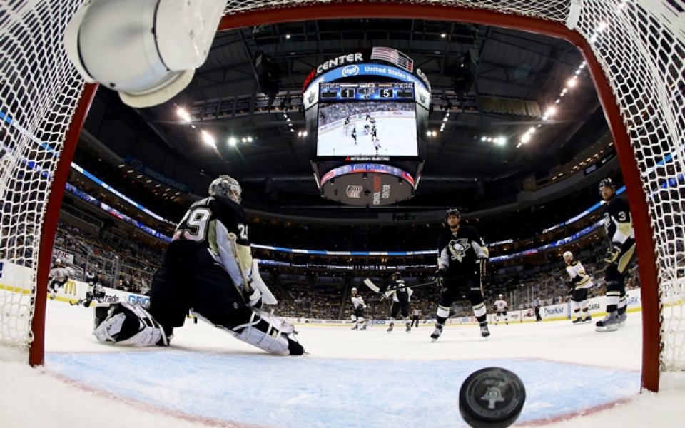 Бостън записа нов успех срещу Питсбърг и увеличи преднината си във финалната серия