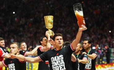 Агентът на Гомес призна: Марио напуска Байерн