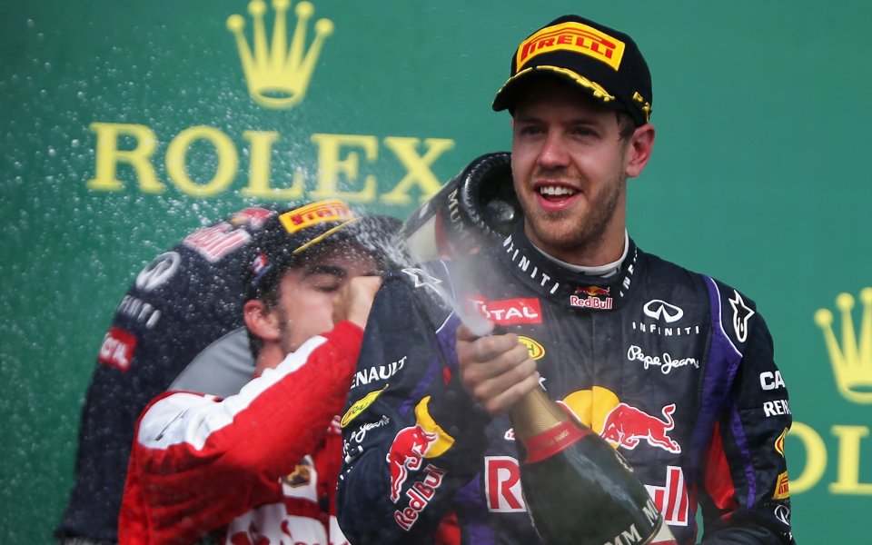 Доминацията на Фетел продължи в Канада