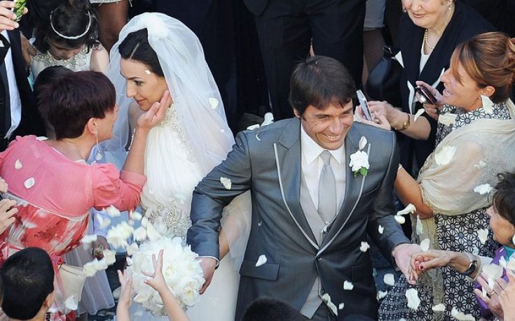 СНИМКИ: Антонио Конте мина под венчило