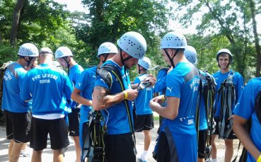 СНИМКИ: Левски се забавлява, „сините“ станаха катерачи