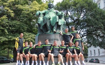 СНИМКИ: Почивен ден и разходка из Виена за футболистите на Ботев Пловдив