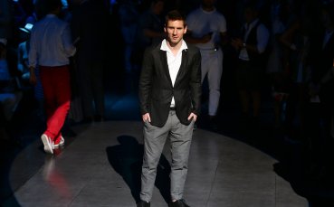 Меси отпразнува рождения си ден на яхта