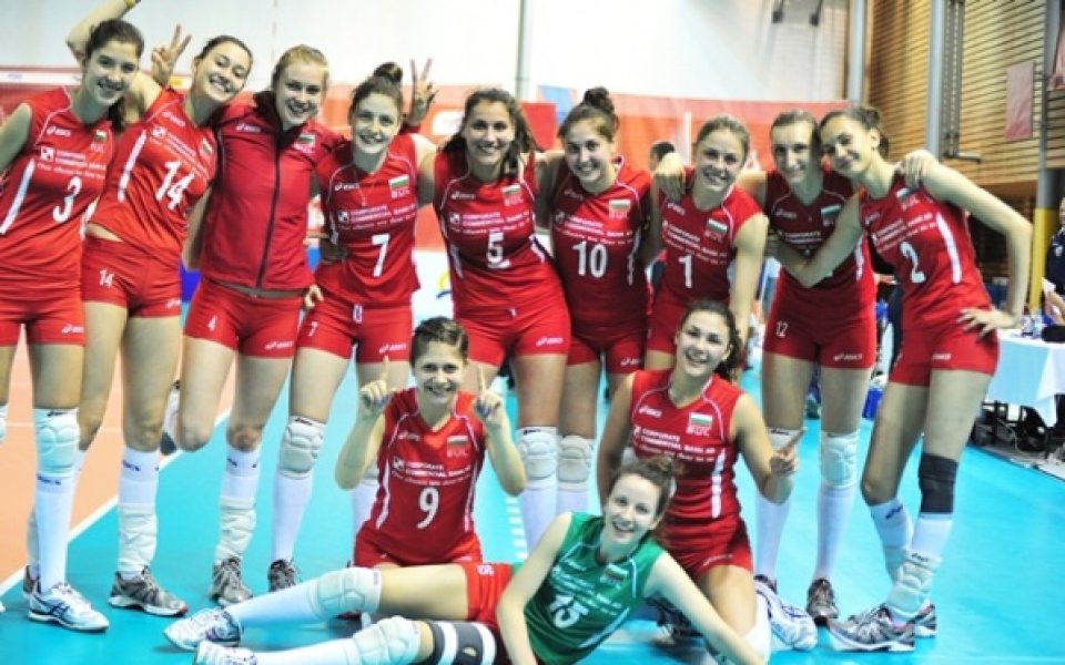 Девическите националки на България загубиха от Италия с 1:3