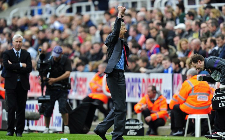 Арсенал предлага договор на Венгер до 2017 година