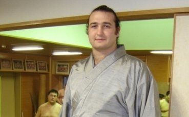 Калоян Махлянов отличник и във втория ден на 