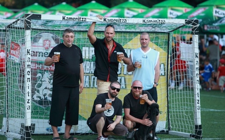 Kamenitza Фен Купа в Габрово е „на тъмно”, фаворитите излизат „на светло” часове преди финала