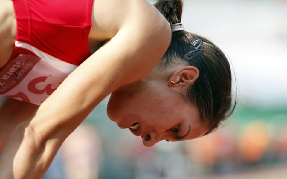 Ваня Стамболова отпадна на полуфиналите на 400 метра с препятствия