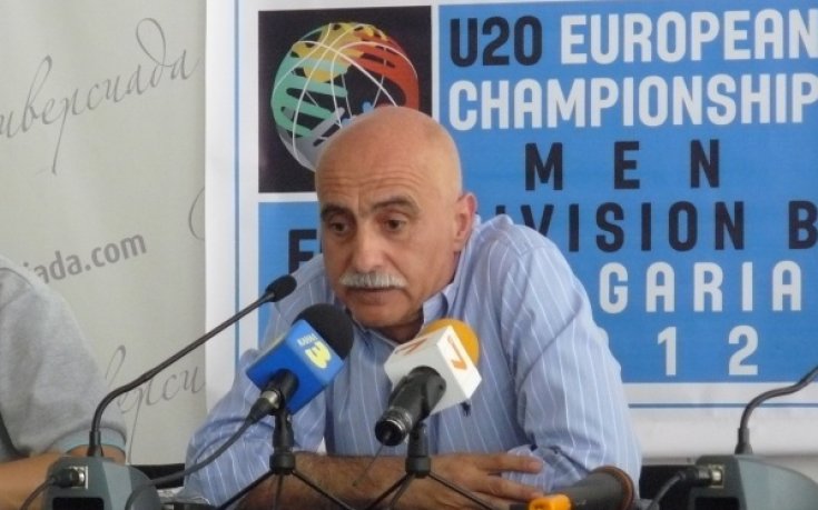 Екстреньор на България класира Великобритания на Европейско по баскетбол