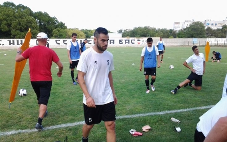 Бивш капитан на ПАОК тренира с Локо Пд