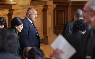 ГЕРБ блокира работата на парламента
