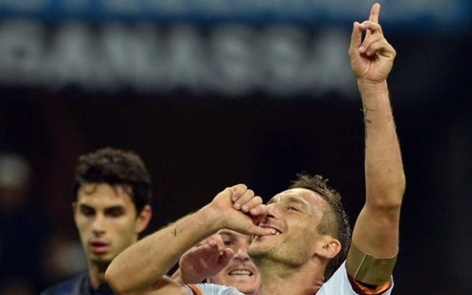 Тоти контузи бедрото си на мача с Наполи