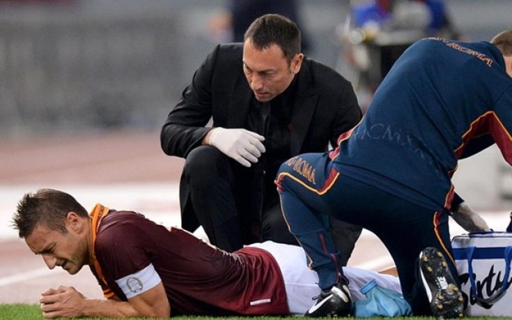 Франческо Тоти аут за един месец