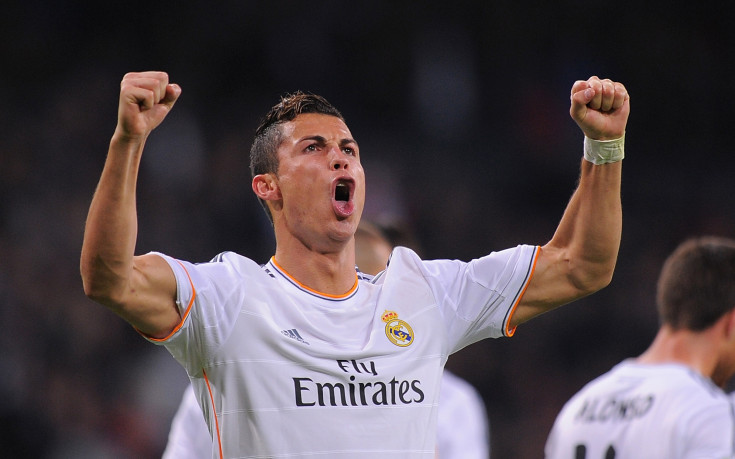 ВИДЕО: Уникално шоу на Командир Кристиано затвори устата на Блатер