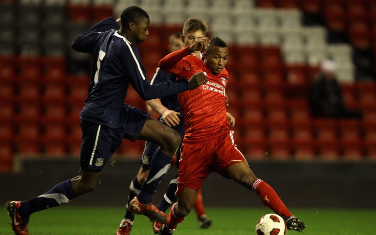 ВИДЕО: ЦСКА чака юноша на Бенфика, минал през Ливърпул и Челси