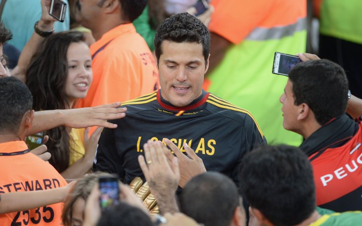 Фиорентина взима Жулио Сезар през януари?