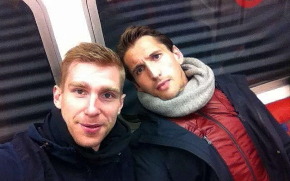 Немските звезди хванаха метрото до Уембли