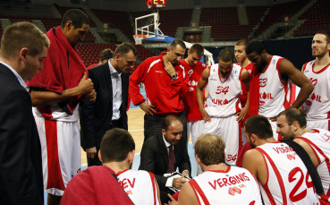 Треньорът на Лукойл: Трябва да се изправим срещу страховете си, и да ги победим